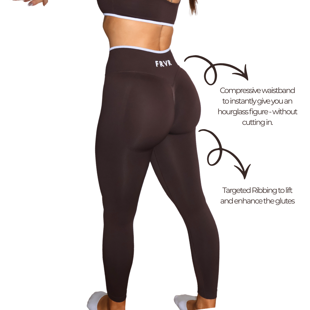 Seamless scrunch brown leggings. Womens activewear.
